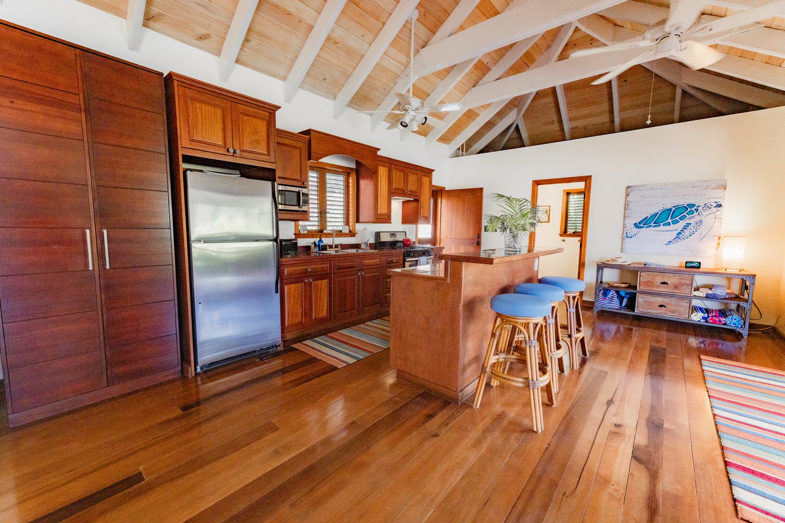 Bungalow Blue — photo 7