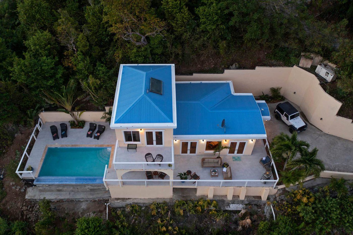 Caribbean Jewels — photo 10