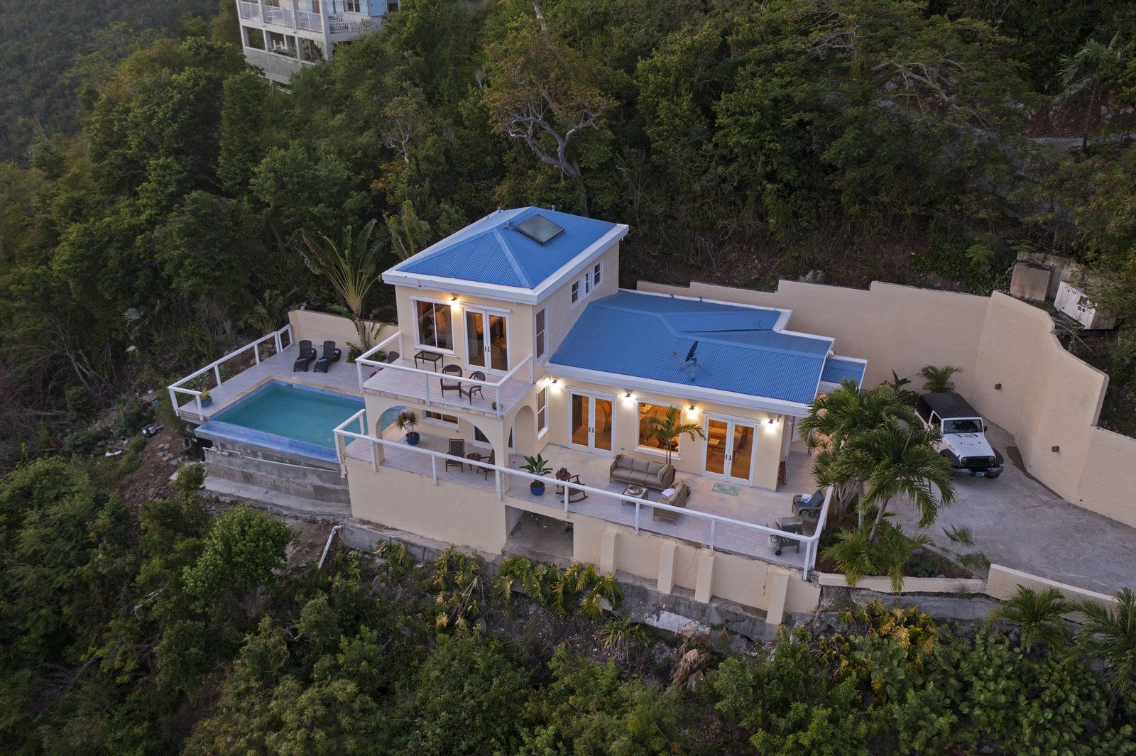 Caribbean Jewels — photo 28