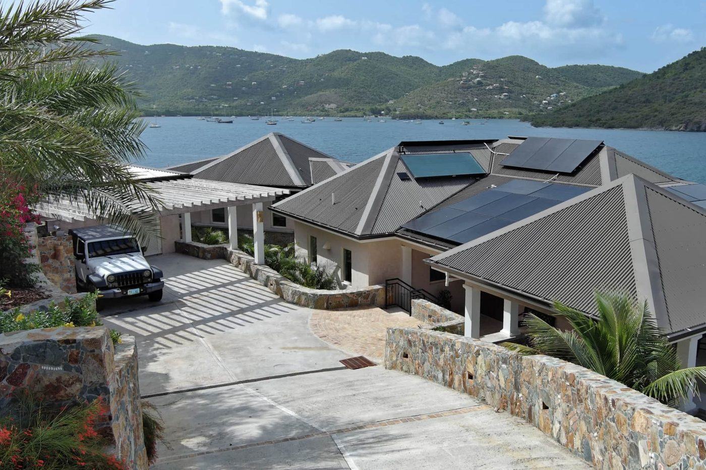 Coral Point — photo 19