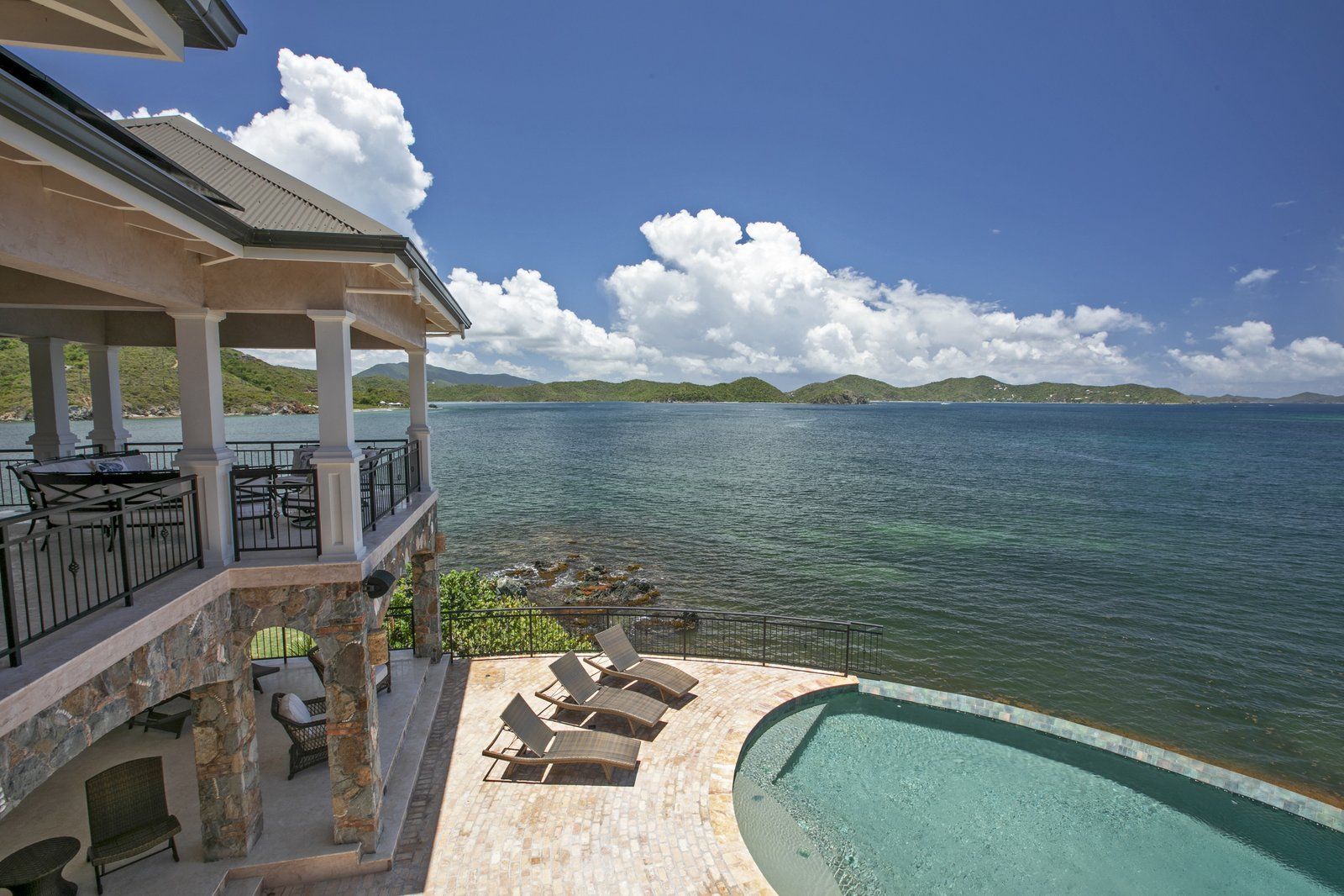 Coral Point — photo 32